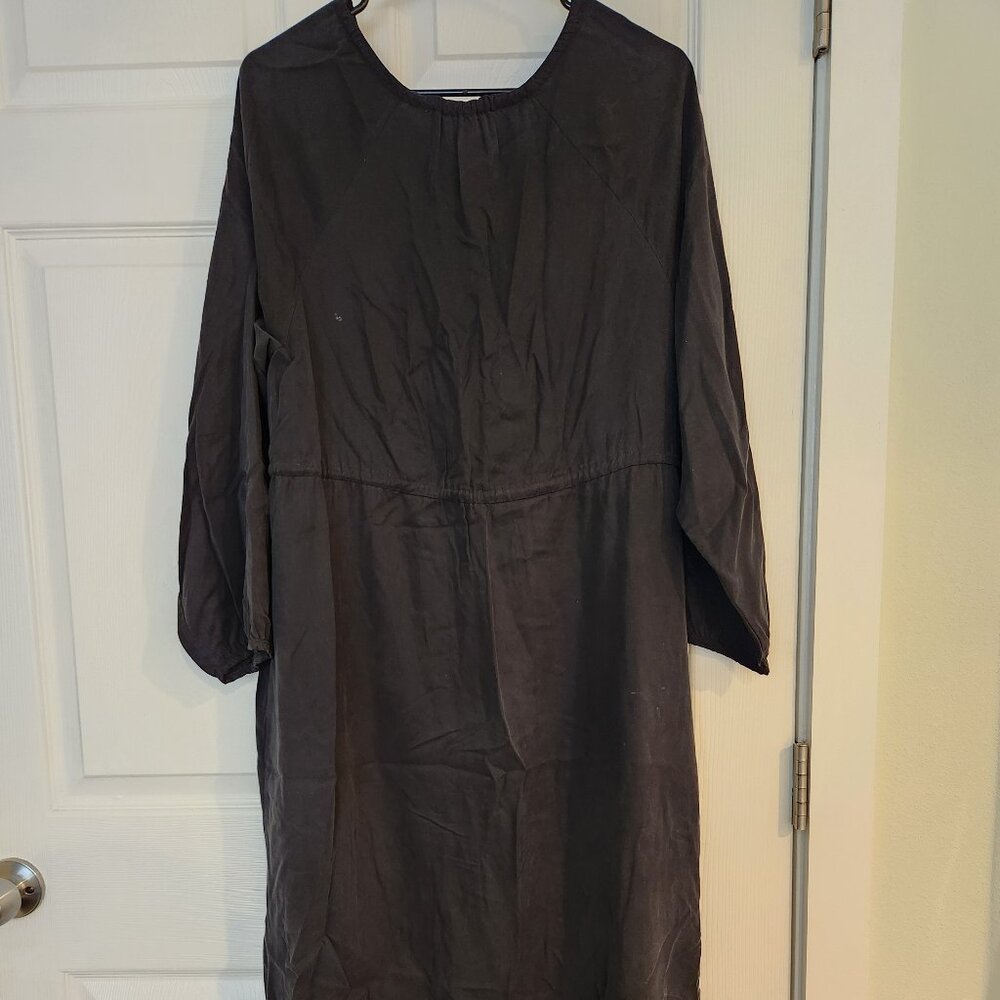 Everlane * Black tencel maxi dress